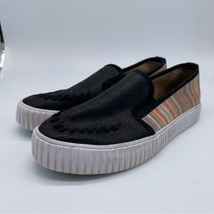 Reba by Justin, Flat SlipOn Shoes. Size 11M. In excellent condition!